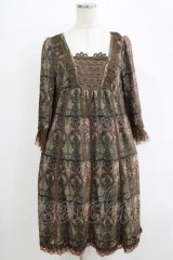 OZZ ANGELO / ヨーク切替総柄ワンピース  カーキ H-25-11-03-016-OO-OP-KB-ZH