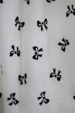 画像4: Emily Temple cute / リボンフロッキー水玉フリルノースリーブワンピース  アイボリー×ブラック H-25-11-03-023-ET-OP-KB-ZH