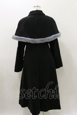 画像2: axes femme POETIQUE / ファーデザインケープ付コート M ブラック H-25-11-05-065-AX-OP-NS-ZH