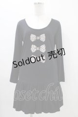 Emily Temple cute / リボンプリントカットワンピース  ブラック H-25-11-06-1025-ET-OP-KB-ZH