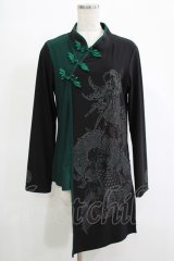 Qutie Frash / チャイナアシメカットソー  黒×緑 H-25-11-07-034-QU-TO-KB-ZH