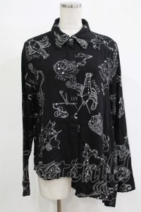 DISTURBIA / 総柄シャツ UK8 ブラック H-25-11-07-043-PU-BL-KB-ZH