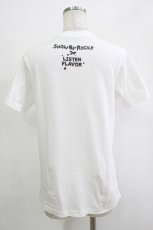 画像3: 【SALE】LISTEN FLAVOR / シンガンクリムゾンズの深紅色の心眼でこの澱んだ世界を見続ケル。Tシャツ M ホワイト H-25-11-07-063-PU-TO-KB-ZT455 (3)