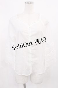 an another angelus / パンチングレース使いベルスリーブブラウス Free OFF WHITE H-25-11-08-1019-CA-BL-NS-ZH
