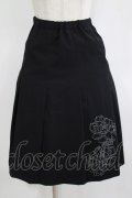 PEACE NOW / フロント刺繍スカート  ブラック H-25-11-09-1011-PU-SK-KB-ZH