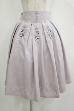 画像1: axes femme / リボンローズ刺繍タックスカート M ラベンダー H-25-11-11-027-AX-SK-NS-ZH