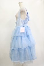 画像2: metamorphose / 【プラスサイズ】Mellifluous フロントあきフリルジャンパースカート プラスサイズ サックス H-25-11-15-1001-ME-OP-NS-ZH (2)