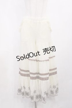 画像1: LIZ LISA / 雪の結晶刺繍パンツ Free 生成り H-25-11-15-025-LO-PA-NS-ZH