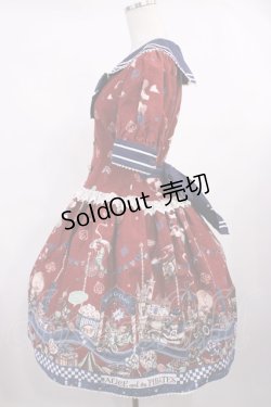 画像2: ALICE and the PIRATES / アリスのワンダーカーチェイス柄ワンピース Free エンジ H-25-11-17-1003-PA-OP-NS-ZH