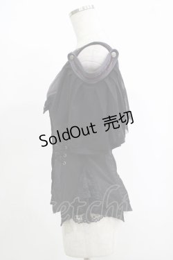 画像2: Ozz oneste / rose刺繍使い 2way frillカットソー（ALYSモデル）  ブラック H-25-11-17-071-OO-TO-KB-ZH