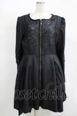 h.NAOTO / 鱗ZIPコートワンピース  黒 H-25-11-17-010-HN-CO-KB-ZH