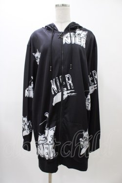 画像1: NieR Clothing / 総柄ZIPパーカー  ブラック H-25-11-19-1056-PU-TO-KB-ZH