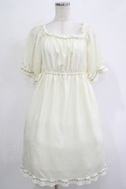 画像1: Maison de FLEUR Petite Robe canone / コットンレースオフショルワンピース Free Ivory H-25-11-19-021-EL-OP-NS-ZH