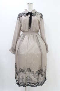 axes femme / レース柄プリントワンピース M ベージュ H-25-11-20-1042-AX-OP-NS-ZH