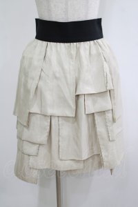 Jane Marple Dans Le Salon / ランダムタックスカート  ベージュ H-25-11-20-021-JM-SK-KB-ZH