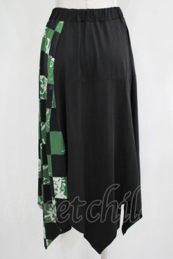 画像3: NieR Clothing / レイヤード風スカートパンツ  黒×緑 H-25-11-21-1028-PU-SK-KB-ZH