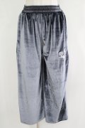 NieR Clothing / ロゴ刺繍ベロアパンツ  グレー H-25-11-21-1030-PU-PA-KB-ZH