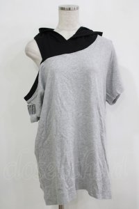 NieR Clothing / レイヤード風切替プルパーカー  グレー H-25-11-26-049-PU-TO-KB-ZT101