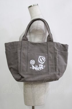 画像1: NieR Clothing / ロゴプリントバッグ  グレー H-25-11-26-064-PU-BG-KB-ZH