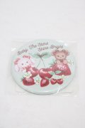 BABY,THE STARS SHINE BRIGHT / くみゃちゃんのいちごとさくらんぼ缶バッジ  ミント H-25-11-27-018-BA-AC-NS-ZH