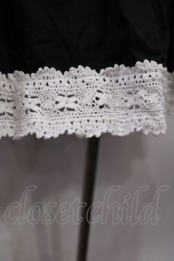 画像4: BABY,THE STARS SHINE BRIGHT / Romantic Dream Roseジャンパースカート Free ブラック/オフ白 H-25-12-01-1002-BA-OP-NS-ZH