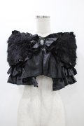 MARBLE / 豪華カメオ付きクラシカルケープ  ブラック H-25-12-02-1055-GO-JA-KB-ZH