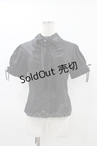 MARBLE / リボンブローチ付パフスリーブブラウス  ブラック H-25-12-02-1058-GO-BL-KB-ZH