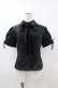 画像1: MARBLE / リボンブローチ付パフスリーブブラウス  ブラック H-25-12-02-1058-GO-BL-KB-ZH (1)
