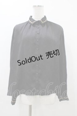 画像1: EXCENTRIQUE / ボウ付きサテンブラウス  ブラック H-25-12-02-1060-EL-BL-KB-ZH
