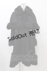 ATELIER PIERROT / ケープ付きファーコート  ブラック H-25-12-02-1017-EL-CO-KB-ZH