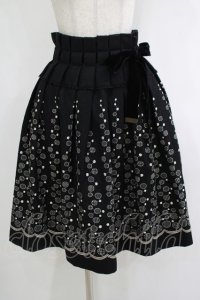 Jane Marple / ドット刺繍スカート  黒 H-25-12-03-045-JM-SK-KB-ZH