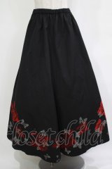 h.NAOTO / 裾プリントロングスカート  黒 H-25-12-03-017-HN-SK-KB-ZH