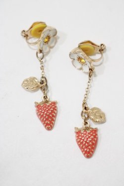 画像1: m petit by misako / AMイチゴイヤリング  ゴールド H-25-12-05-056-LO-AC-NS-ZH