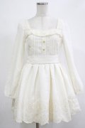 LIZ LISA / ウエストリボン刺繍ワンピース Free ホワイト H-25-12-05-017-LO-OP-NS-ZH