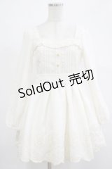 LIZ LISA / ウエストリボン刺繍ワンピース Free ホワイト H-25-12-05-017-LO-OP-NS-ZH
