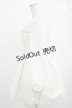 画像2: LIZ LISA / ウエストリボン刺繍ワンピース Free ホワイト H-25-12-05-017-LO-OP-NS-ZH