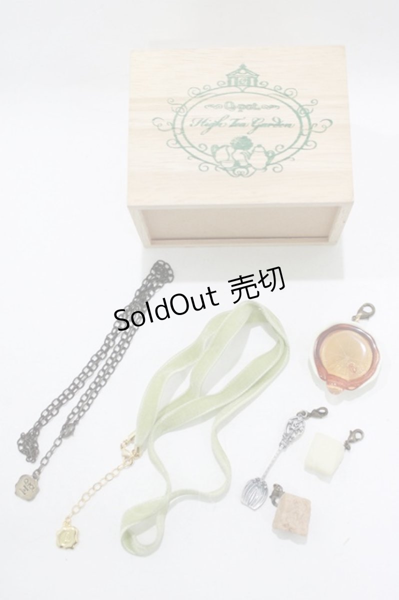 画像1: Q-pot. / High Tea Garden Collection BOX   H-25-12-07-073-QP-AC-KB-ZH (1)