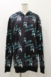 NieR Clothing / 総柄プルパーカー  黒×ONEくん H-25-12-08-056-PU-TO-KB-ZH