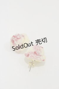Q-pot. / Strawberry Yoghurt Petit Ice Creamピアス  ストロベリー H-25-12-08-030-QP-AC-KB-ZH