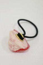 画像2: Q-pot. / Sauced StrawberryMilk Ice Creamヘアゴム  ストロベリー H-25-12-08-036-QP-AC-KB-ZH (2)