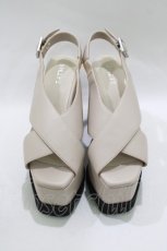 画像1: EATME / ロゴクロスウェッジサンダル S ベージュ H-25-12-09-082-LO-SH-NS-ZH (1)