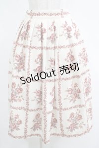 Fi.n.t / ローズパネル柄タックスカート Free beige×red H-25-12-10-028-CA-SK-NS-ZH