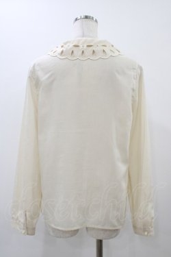 画像2: Jane Marple / フラワーアイレットカラーのブラウス  アイボリー H-25-12-10-1051-JM-BL-KB-ZH