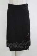 MARBLE / ブローチ付スカート  黒 H-25-12-11-024-GO-SK-KB-ZH