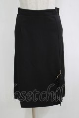MARBLE / ブローチ付スカート  黒 H-25-12-11-024-GO-SK-KB-ZH