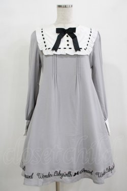 画像1: Amavel / メッセージ刺繍ヨーク切替ワンピース Free グレー H-25-12-12-1032-CA-OP-NS-ZH