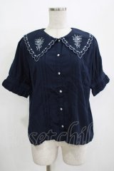 axes femme POETIQUE / ブーケ刺繍スカラップ襟ブラウス M ネイビー H-25-12-12-1055-AX-BL-NS-ZH