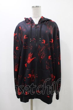 画像1: NieR Clothing / 総柄ZIPパーカー  黒×赤 H-25-12-14-1059-PU-TO-KB-ZH
