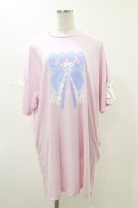 LISTEN FLAVOR / 大きなリボンのマイメロディ袖レースアップトップス  ライトピンク H-25-12-17-054-PU-TO-KB-ZH