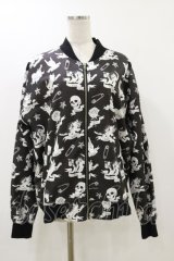 LISTEN FLAVOR / いたずら子猫の総柄ブルゾン  ブラック H-25-12-17-058-PU-JA-KB-ZH